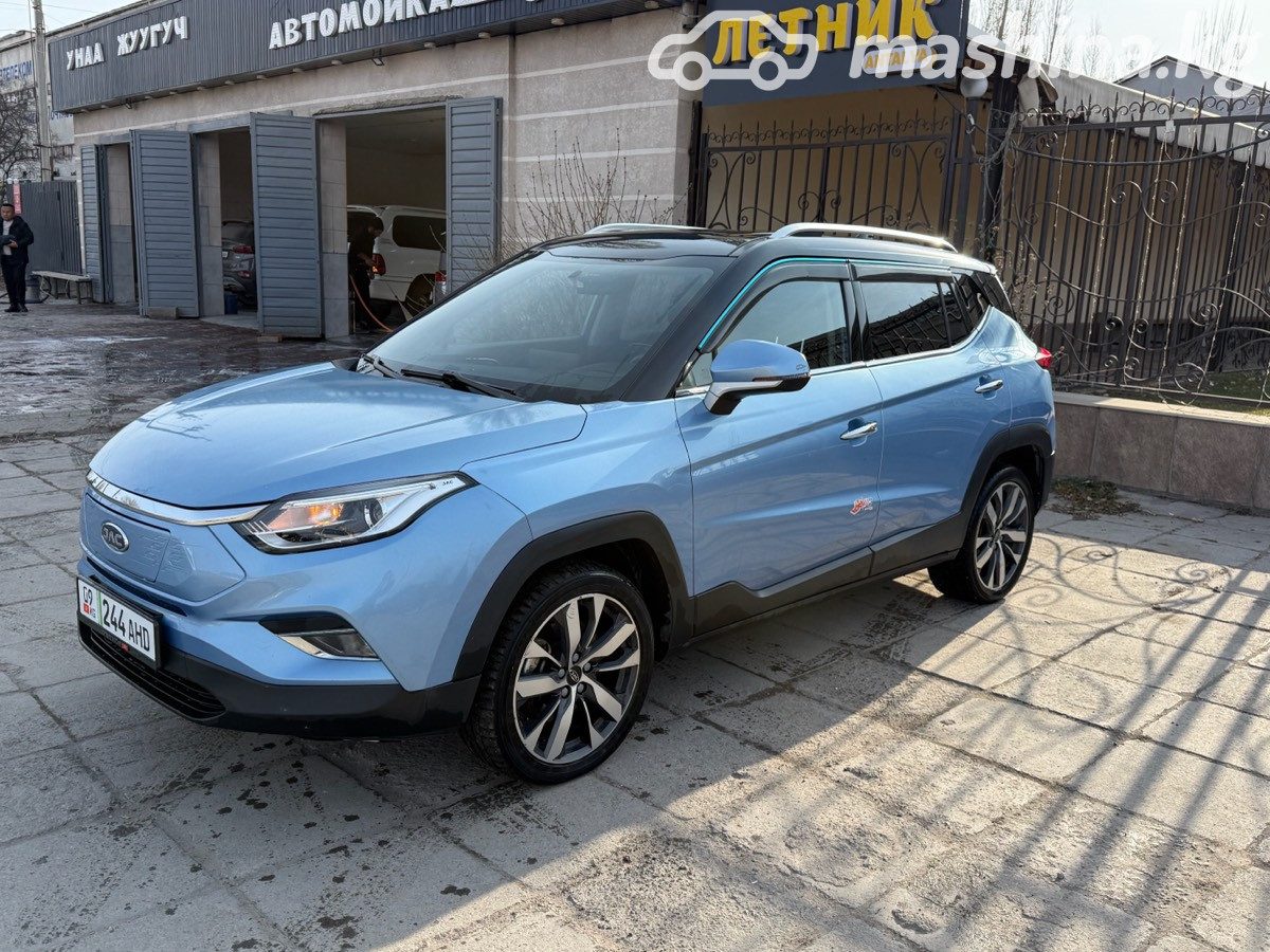 JAC iEVS4