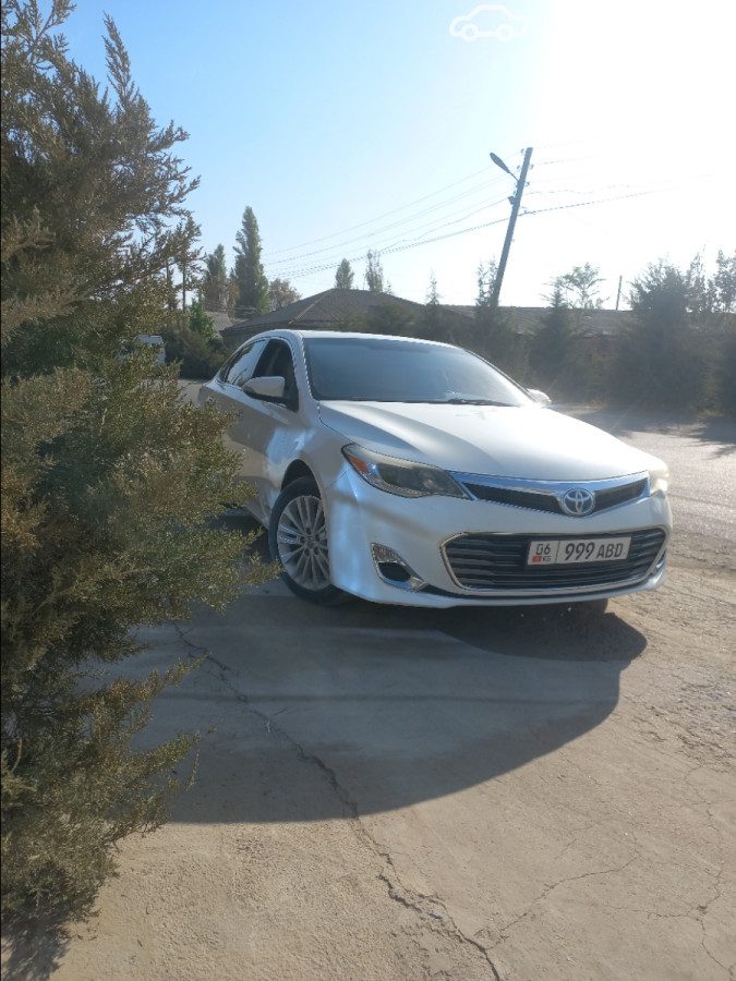 Toyota Avalon IV