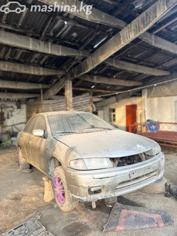 Mazda 323