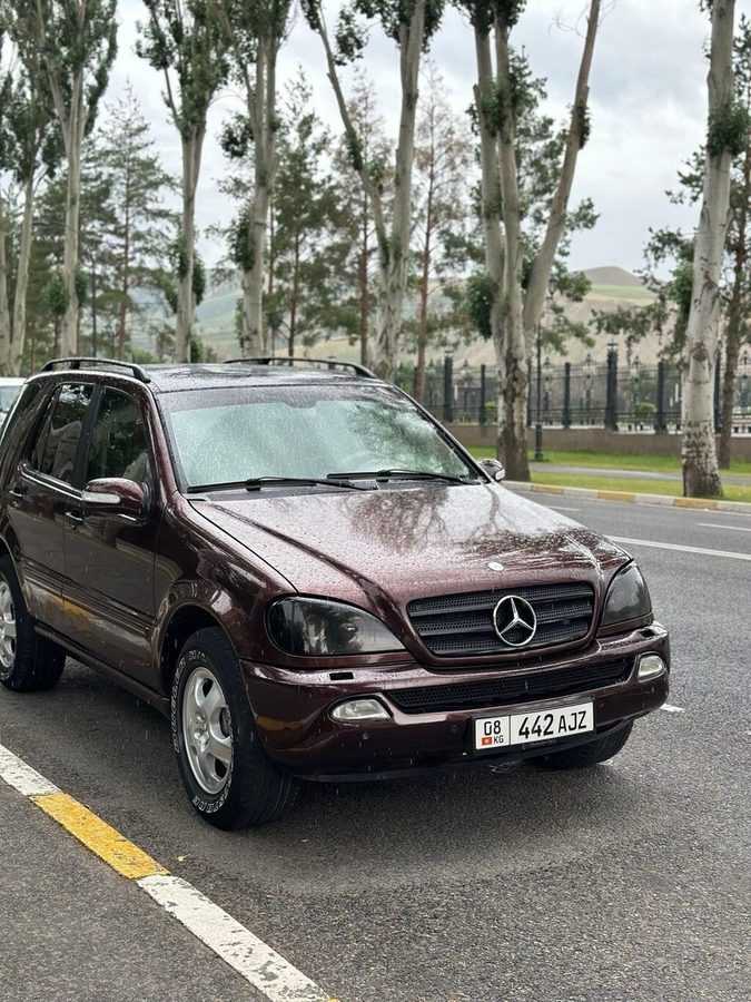 Mercedes-Benz ML 320