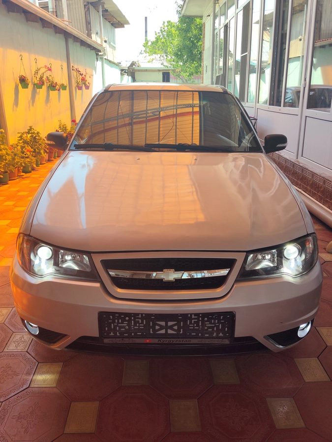 Daewoo Nexia I Рестайлинг 1.5 MT