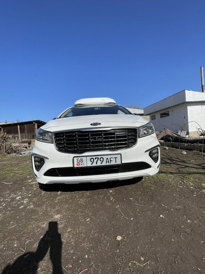 Kia Carnival