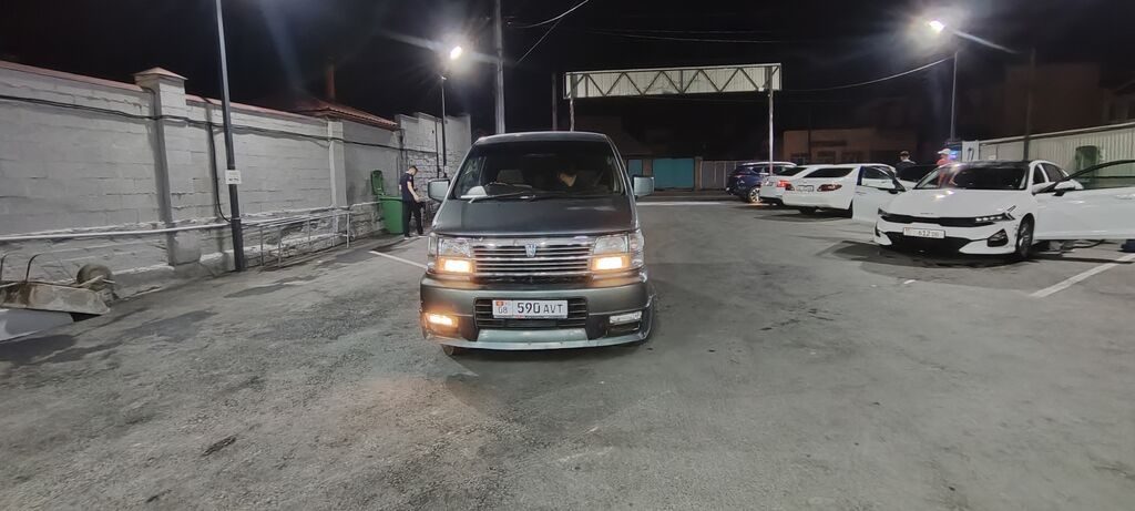 Nissan Elgrand