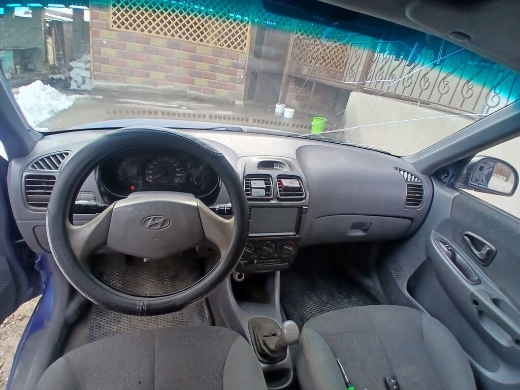 Hyundai Accent
