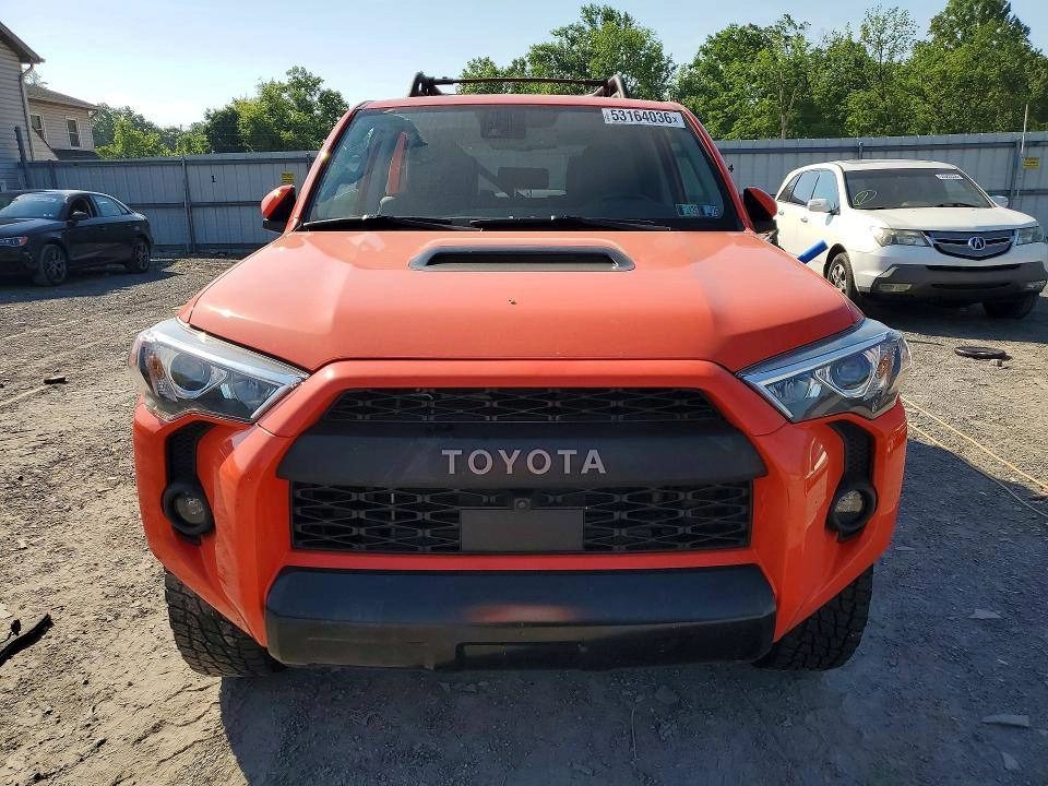 Toyota 4Runner V Рестайлинг 4.0 AT 4WD