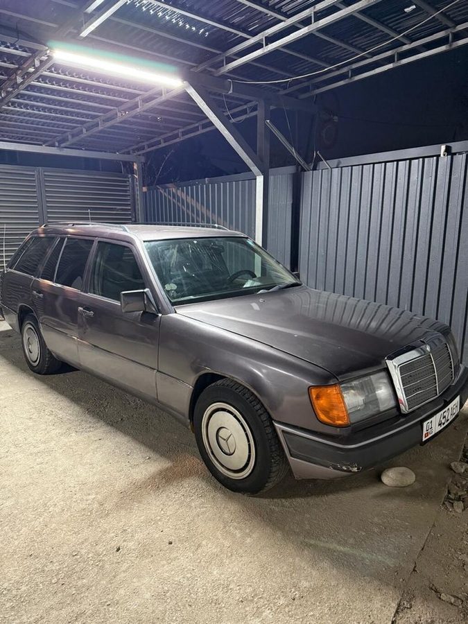 Mercedes-Benz 190