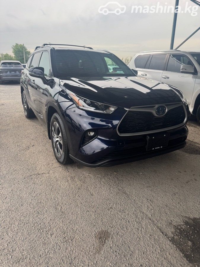 Toyota Highlander IV (U70)
