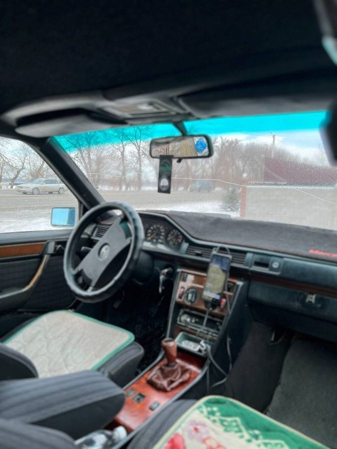 Mercedes-Benz W124