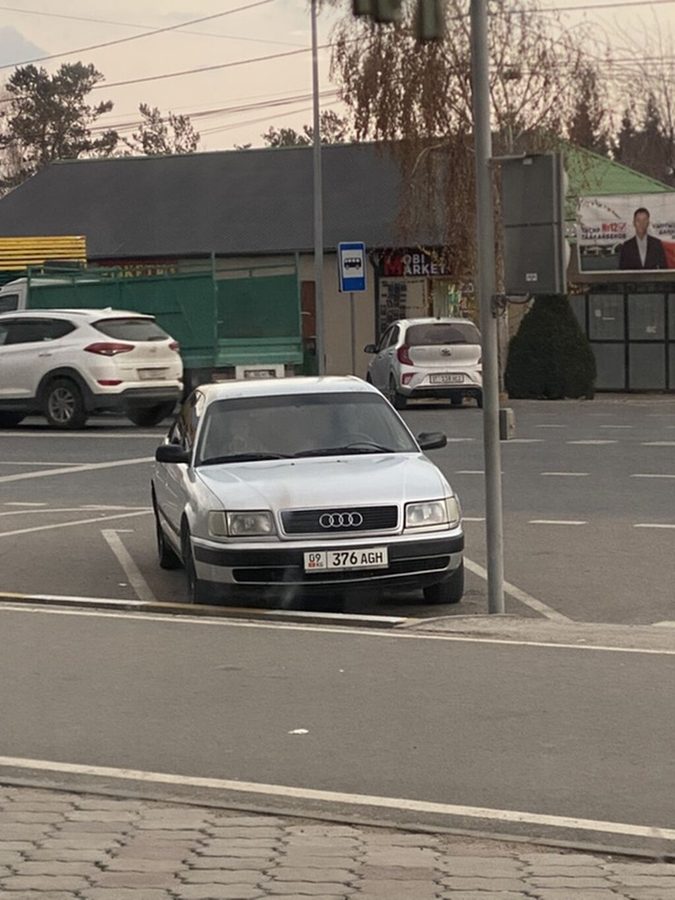 Audi 100