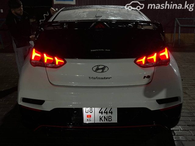 Hyundai Veloster