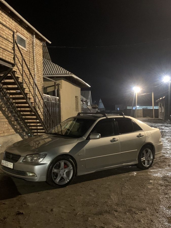 Toyota Altezza