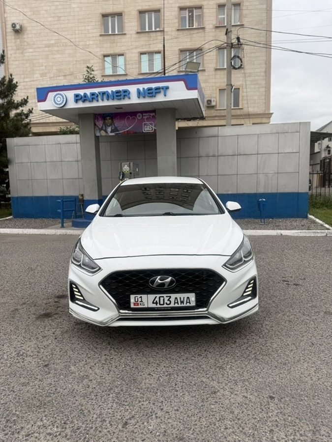 Hyundai Sonata