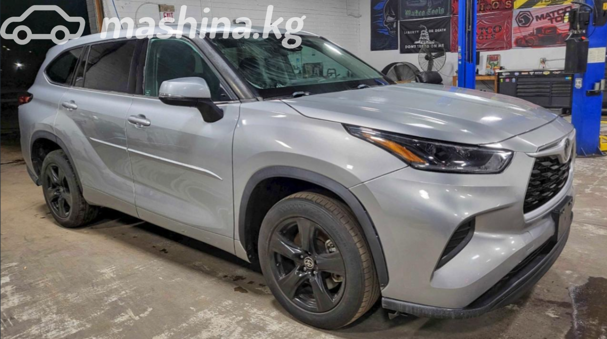 Toyota Highlander IV (U70)