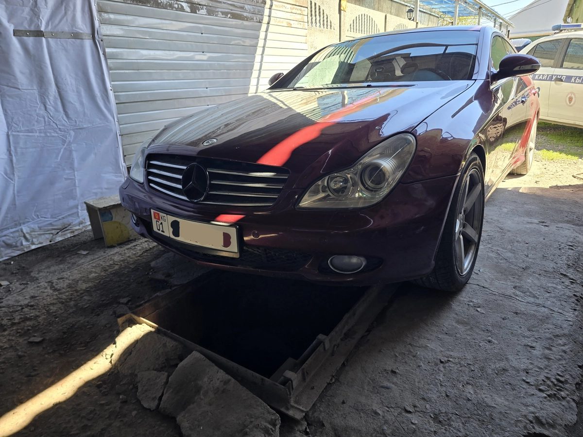 Mercedes-Benz CLS I (C219) 2005