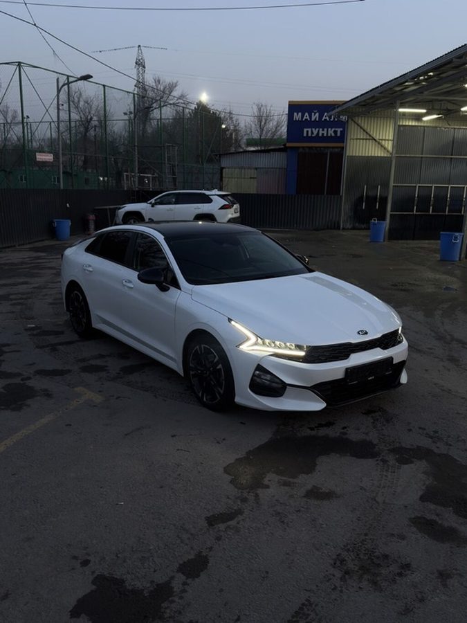 Kia K5
