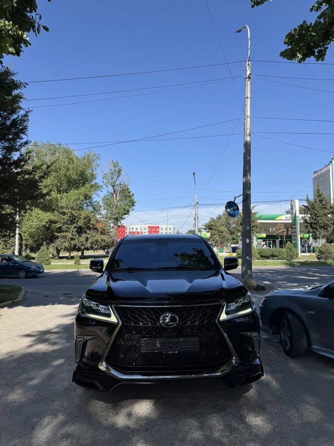 Lexus LX III Рестайлинг 2 2018