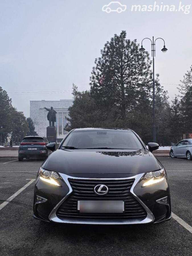 Lexus ES VI