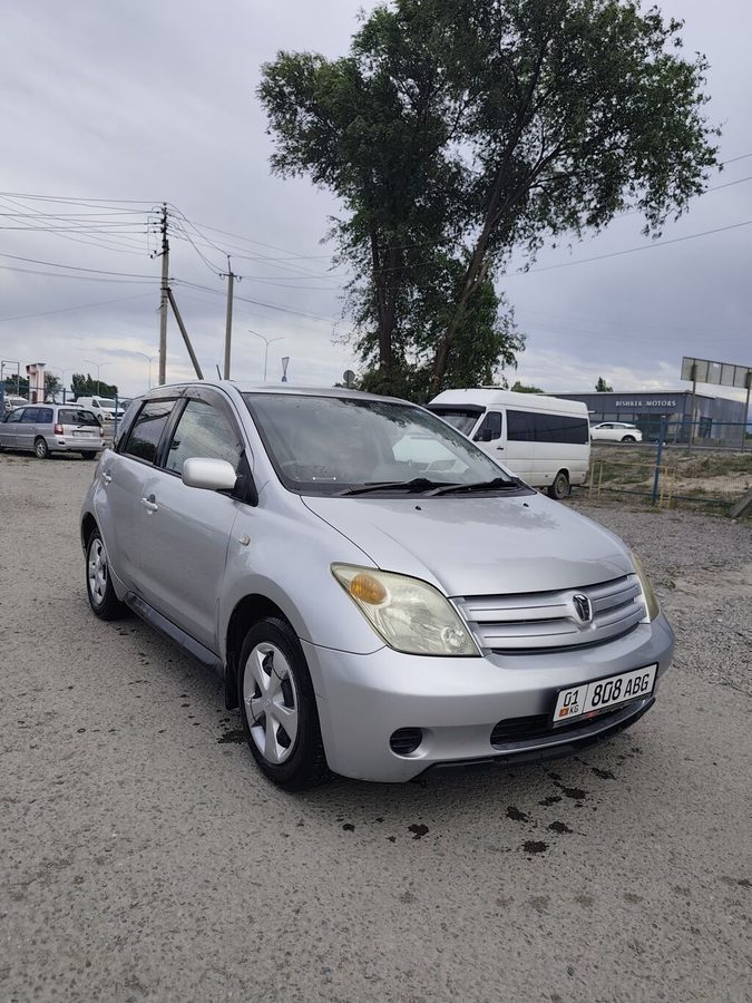 Toyota Ist