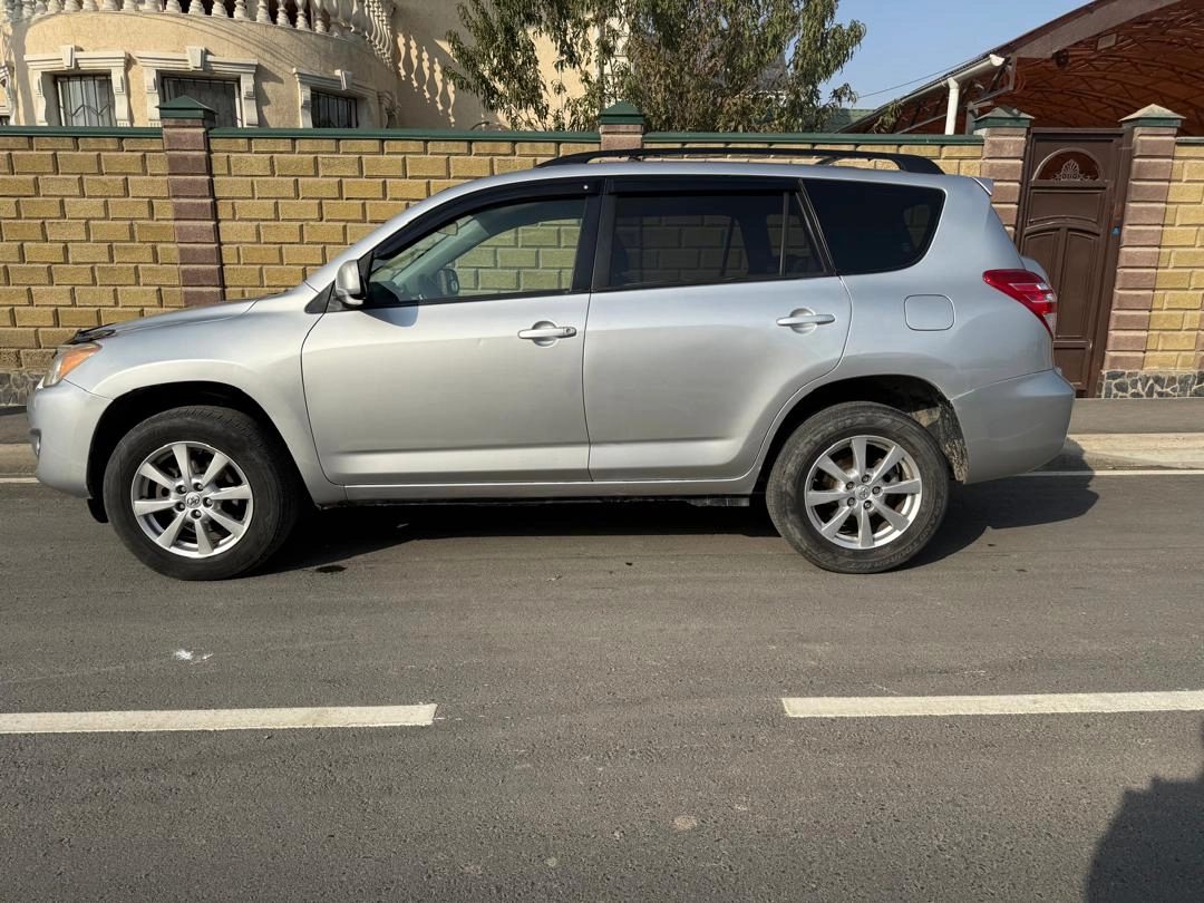 Toyota RAV4 III (XA30) 2009