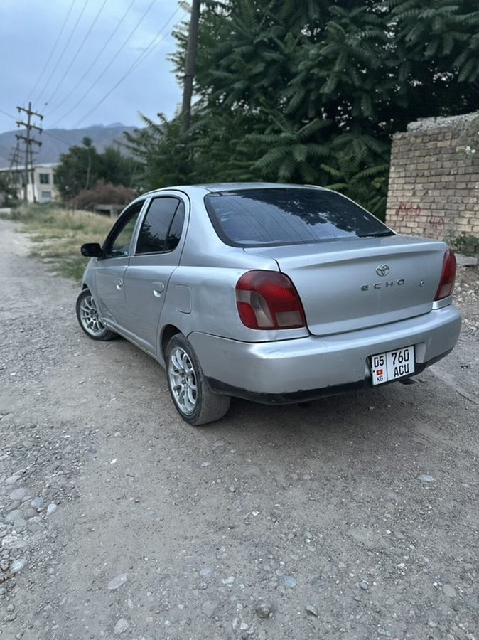 Toyota Echo