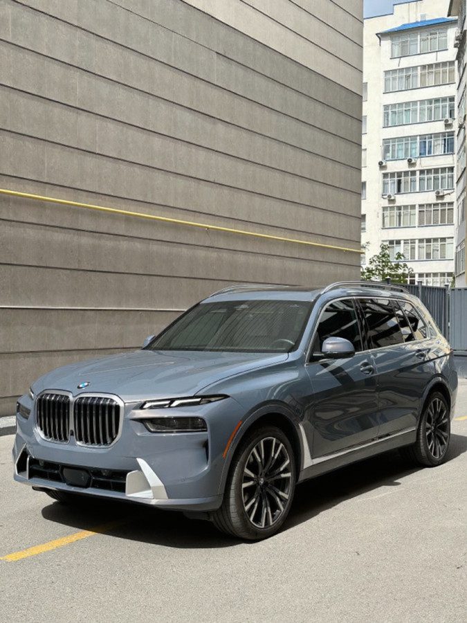 BMW X7 I (G07) Рестайлинг