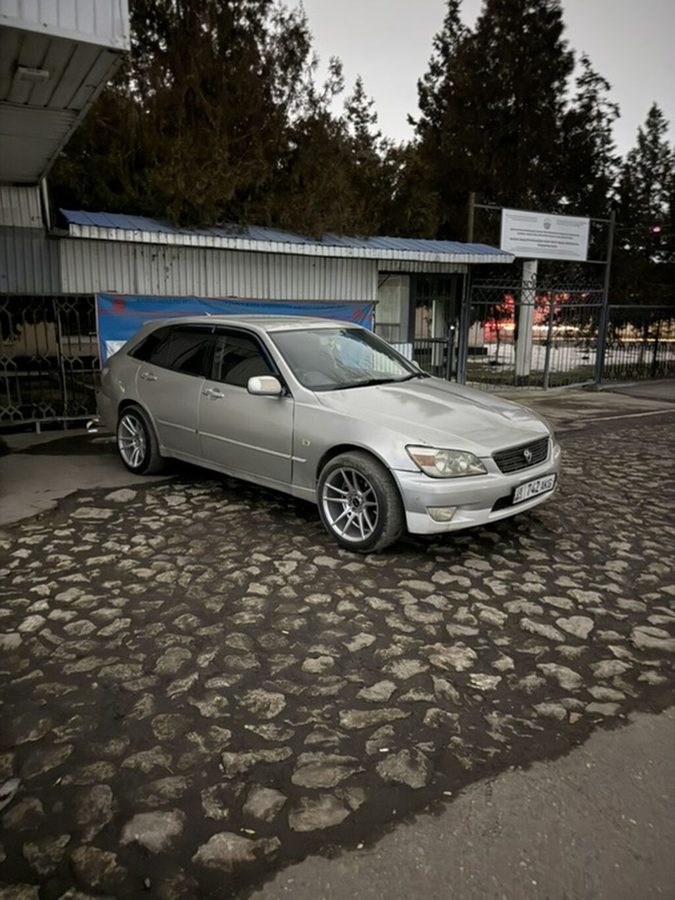 Toyota Altezza