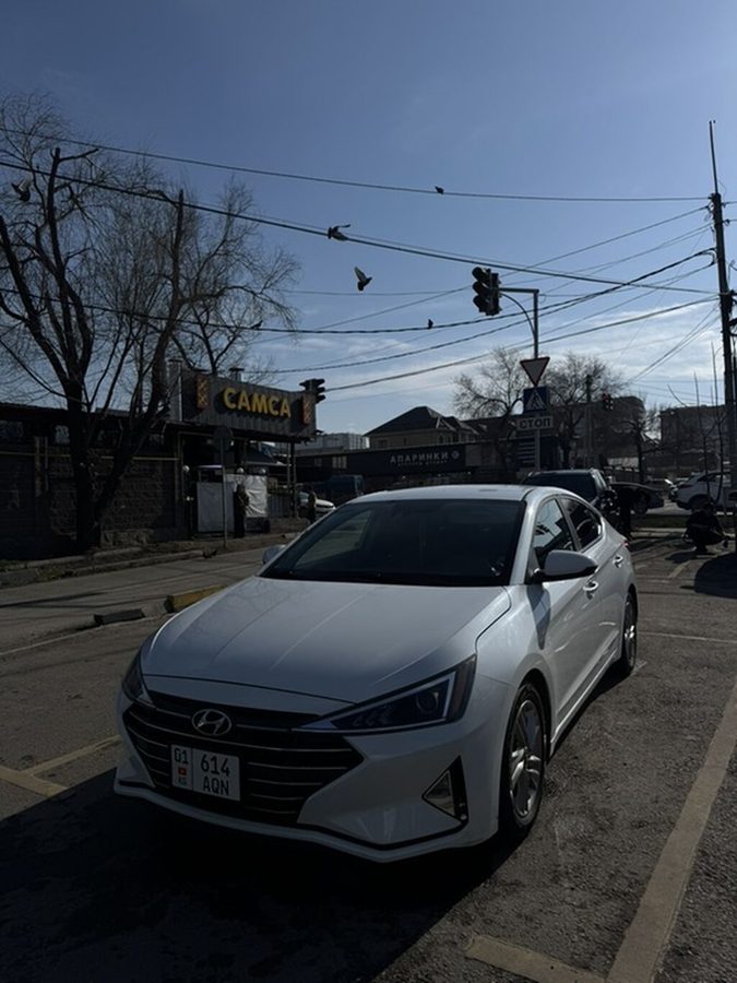 Hyundai Elantra