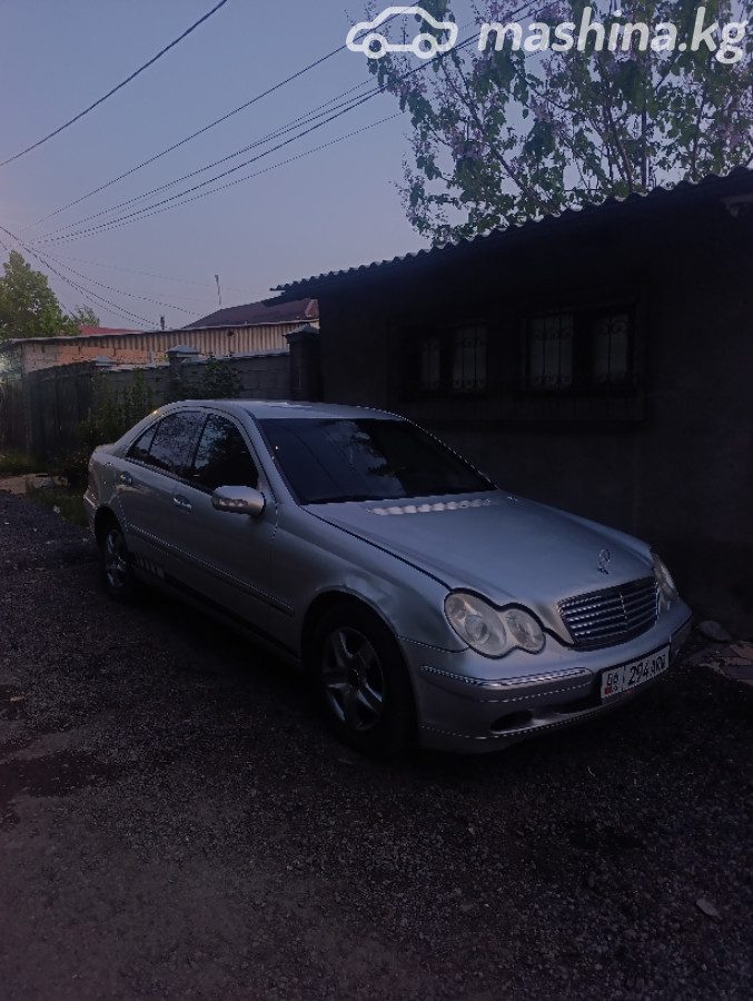 Mercedes-Benz C-Класс II (W203)