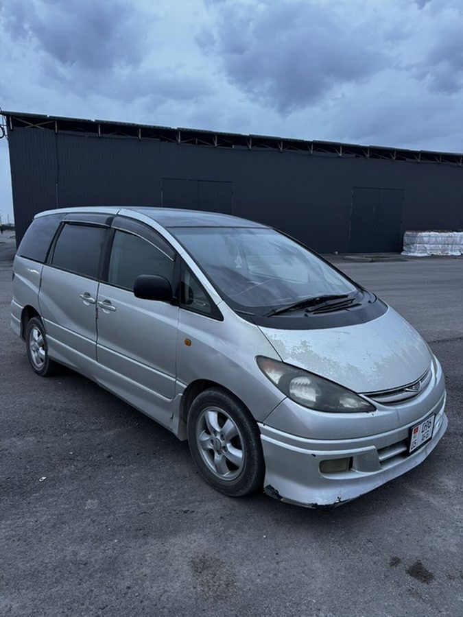 Toyota Estima
