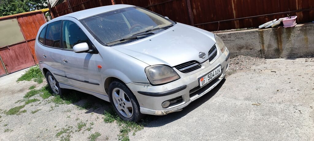 Nissan Tino