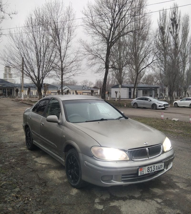 Nissan Almera