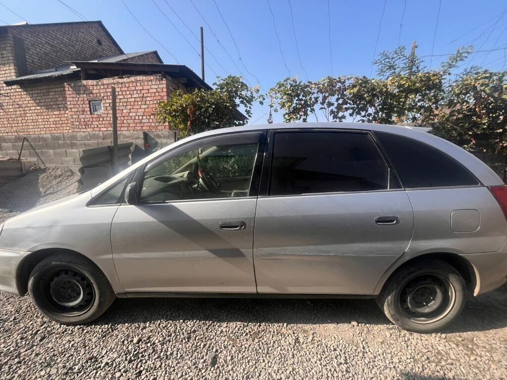 Toyota Raum