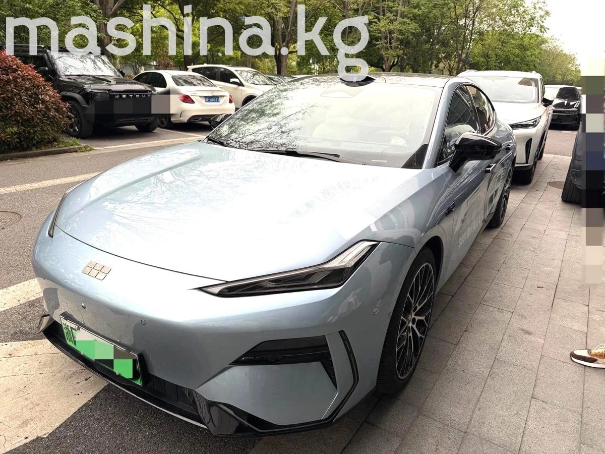 Geely Galaxy E8 2025