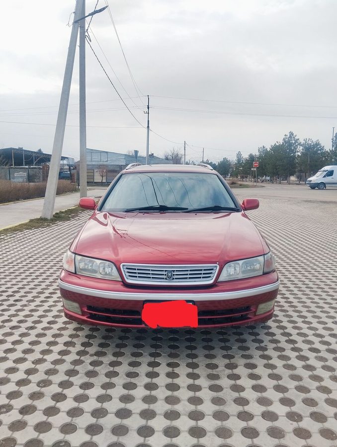Toyota Qualis