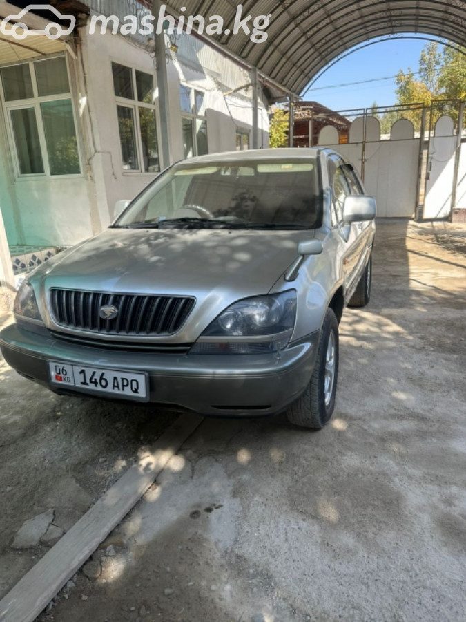 Toyota Harrier I (XU10)