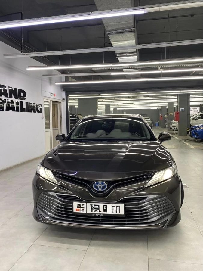 Toyota Camry VIII (XV70) 2018