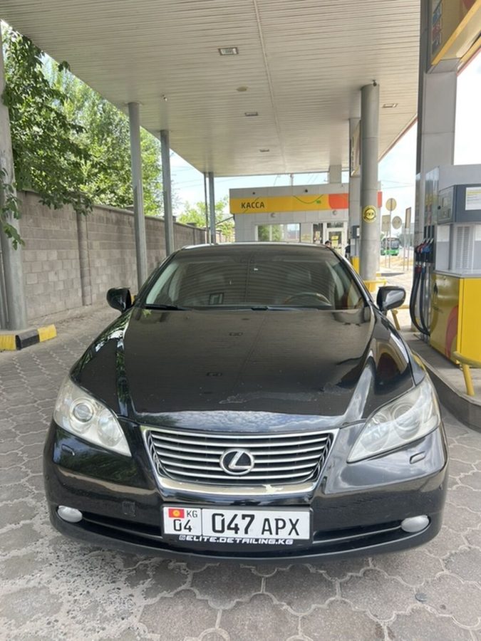 Lexus ES