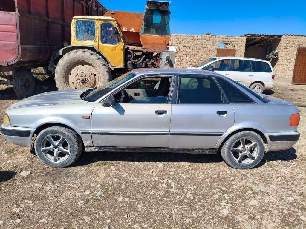 Audi 80