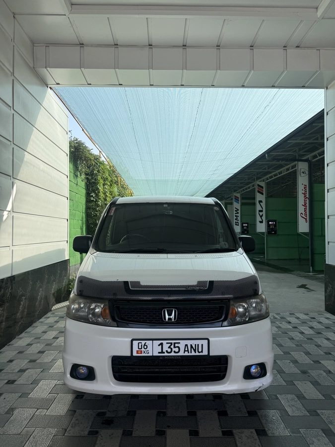 Honda Stepwgn II Рестайлинг 2004