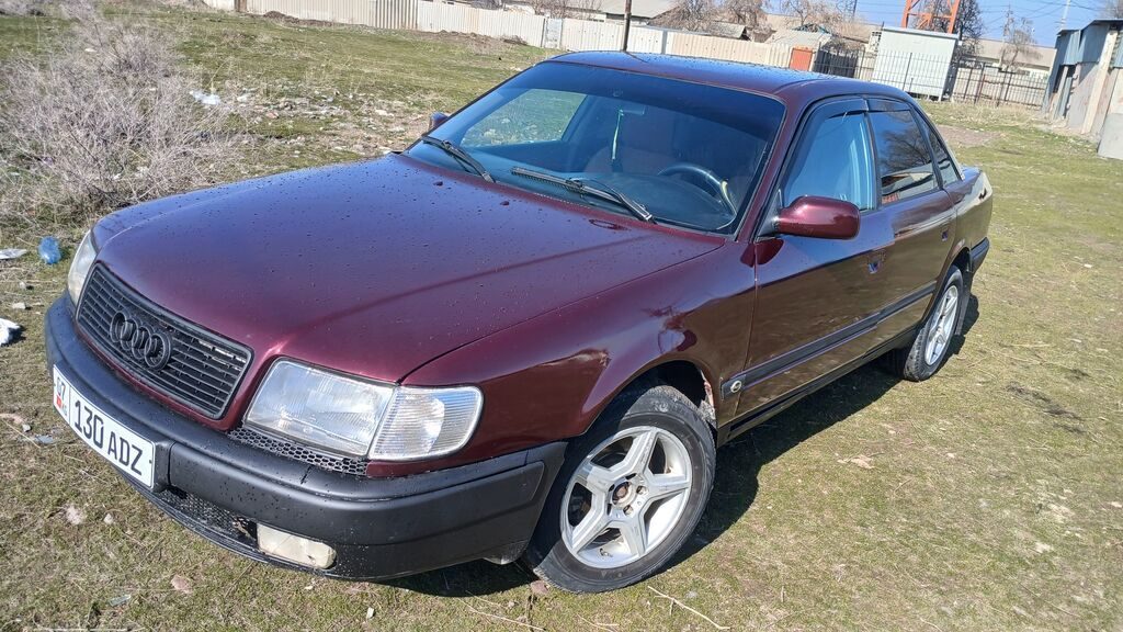 Audi 100