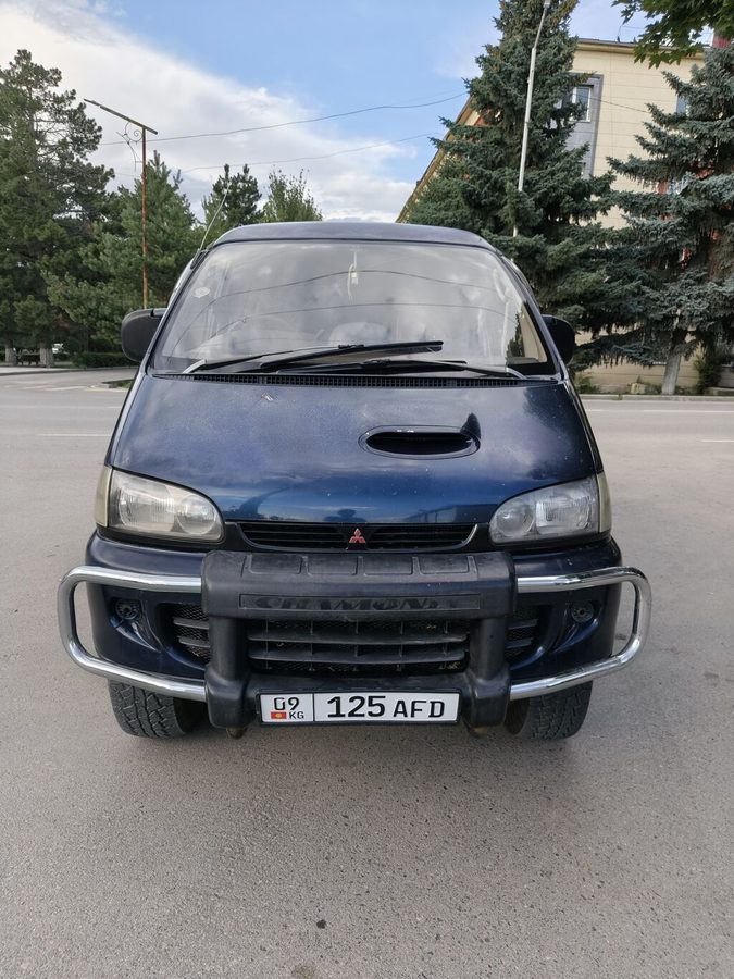 Mitsubishi Delica