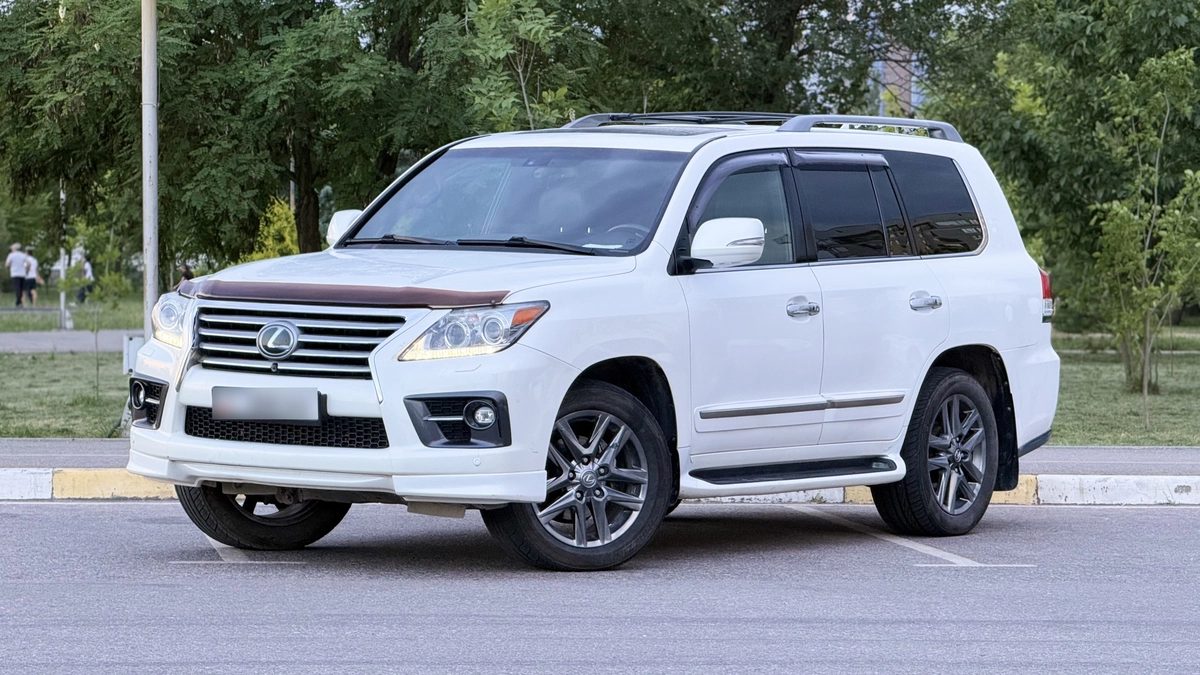 Lexus LX III Рестайлинг 2015