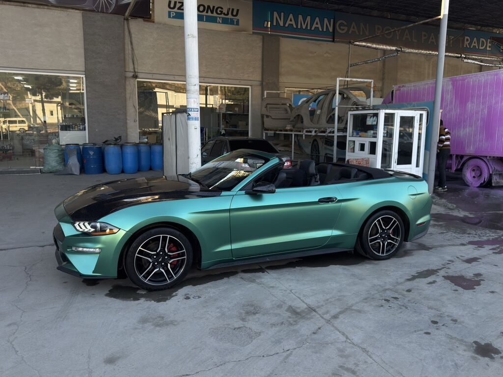 Ford Mustang