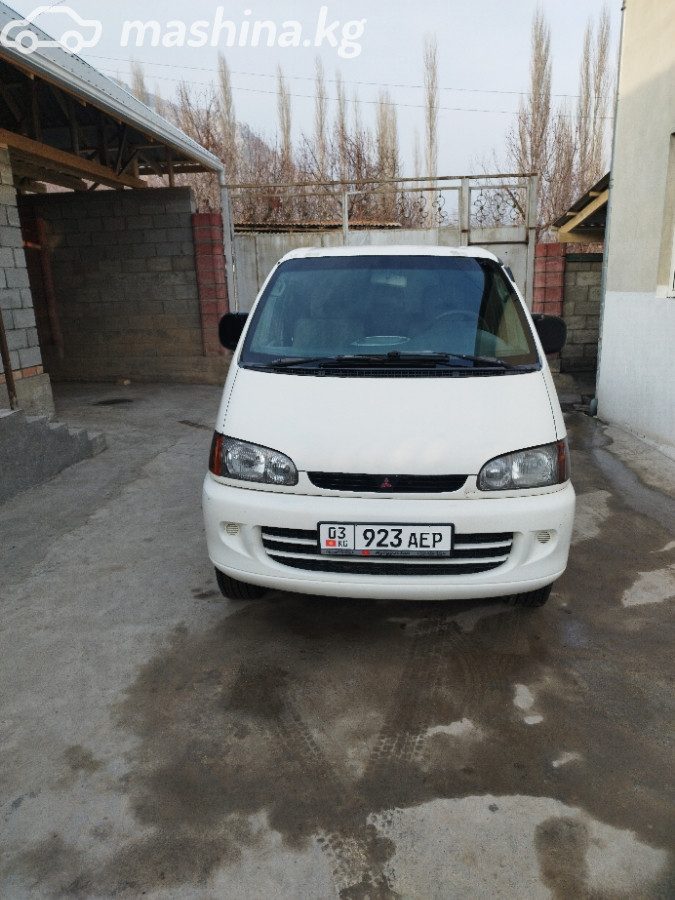 Mitsubishi Space Gear I