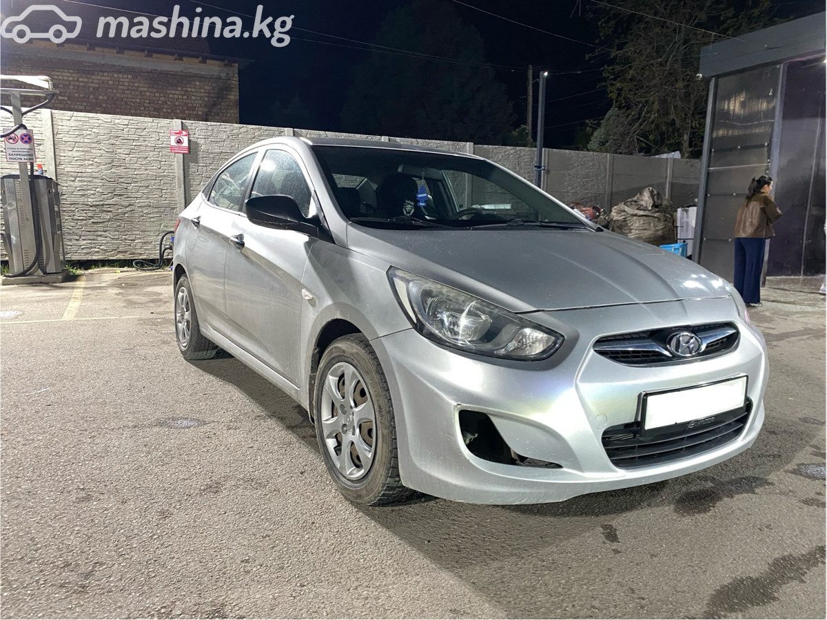 Hyundai Accent