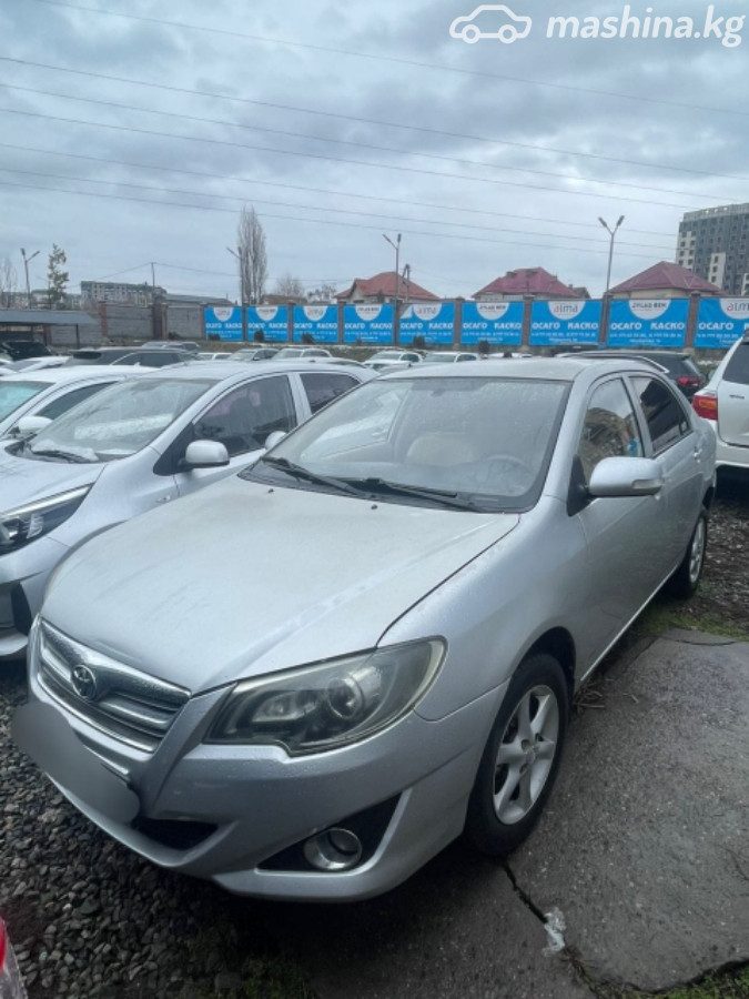 Toyota Corolla XI (E160, E170, E180) Рестайлинг 1
