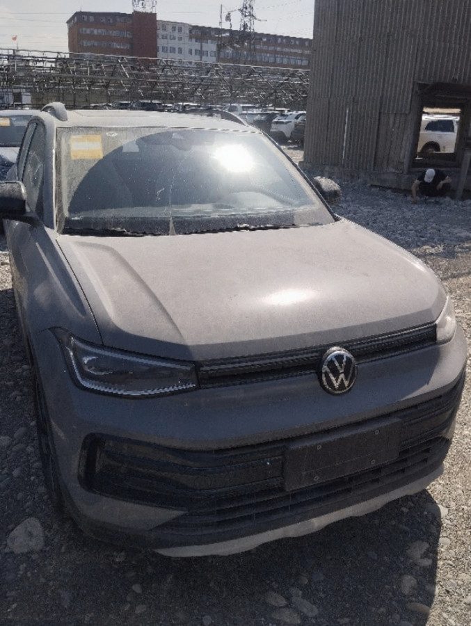 Volkswagen Tharu XR