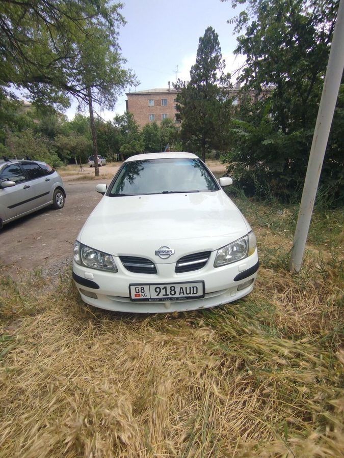 Nissan Almera