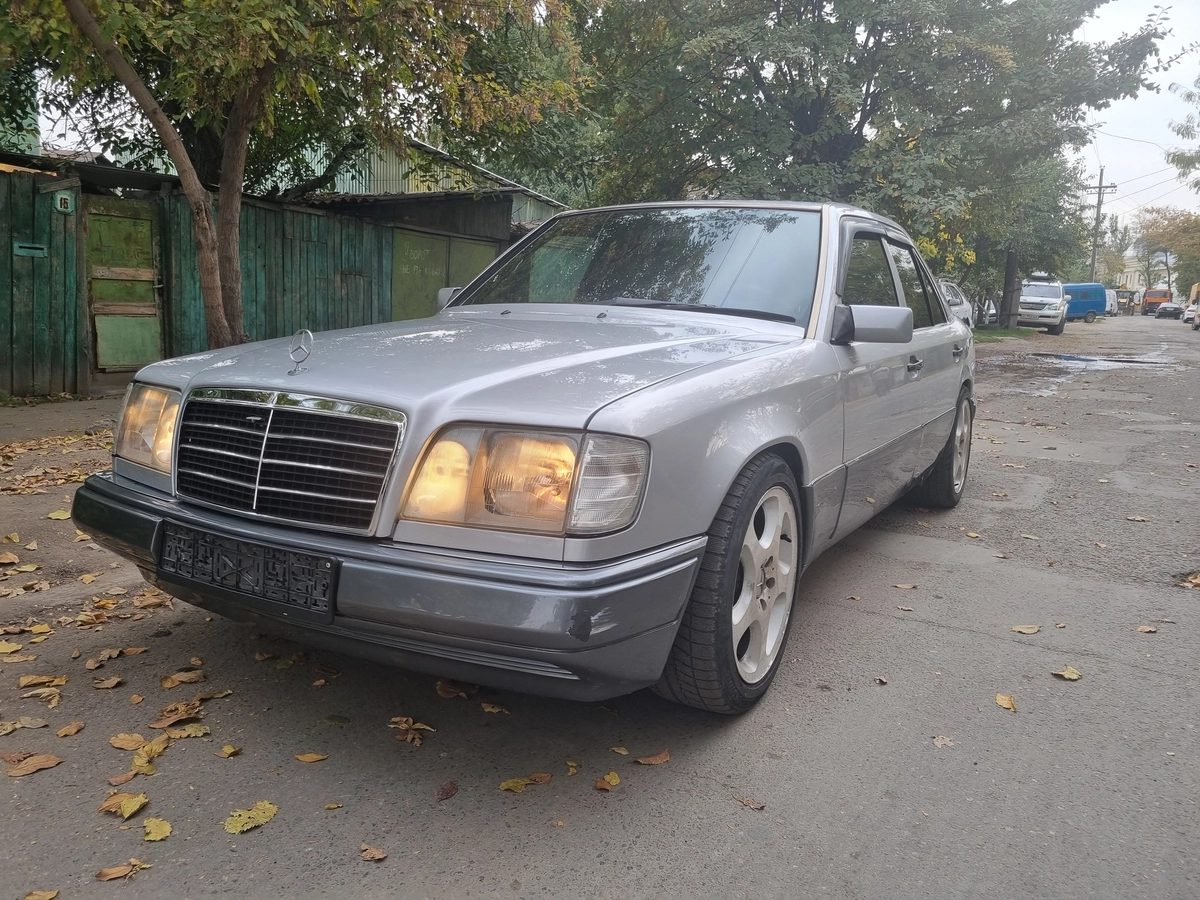Mercedes-Benz E-Класс I (W124) 1994