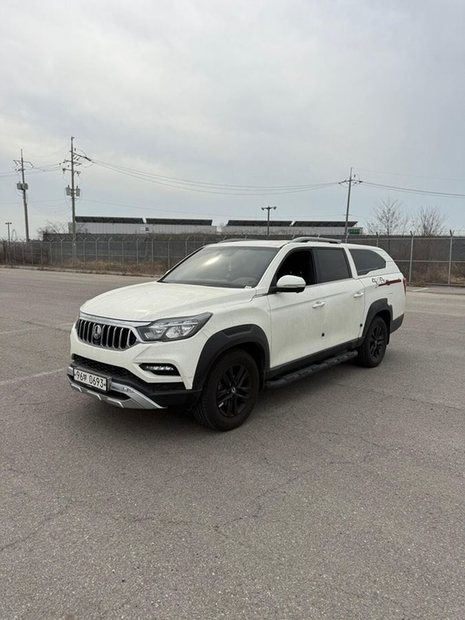 Ssangyong Rexton Khan